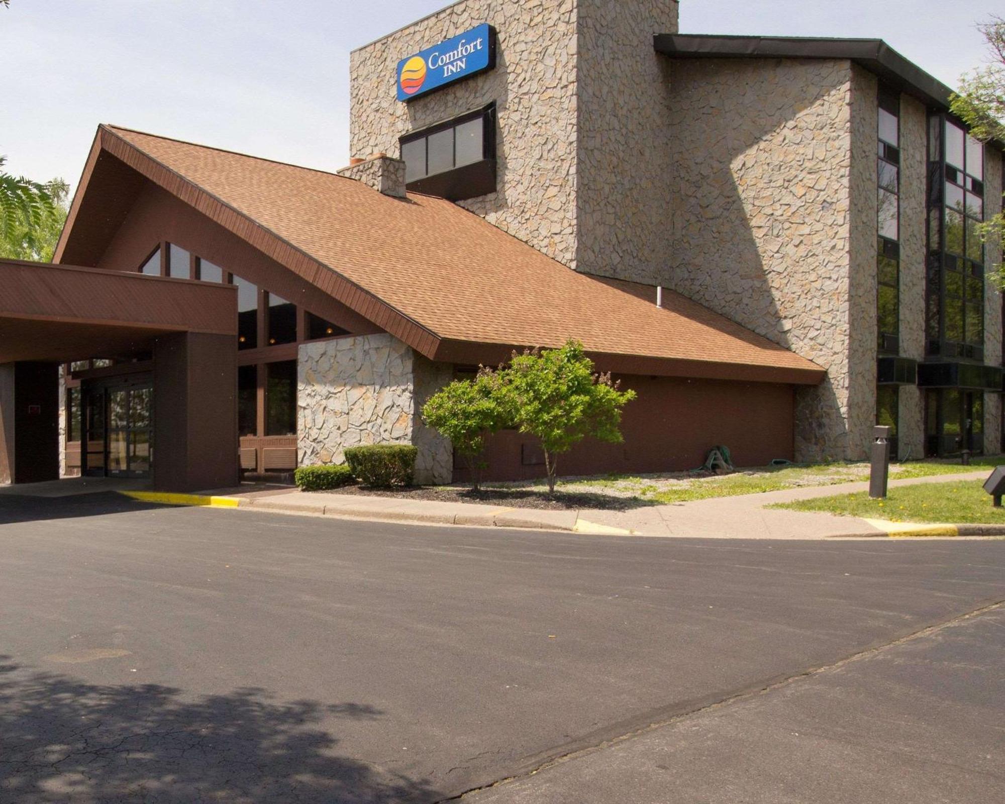 Comfort Inn & Suites Syracuse-Carrier Circle East Syracuse Exterior foto